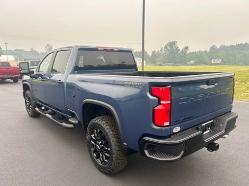 New 2026 Chevrolet Silverado 2500 LT w/ Trail Boss Package AWD/4WD image 8
