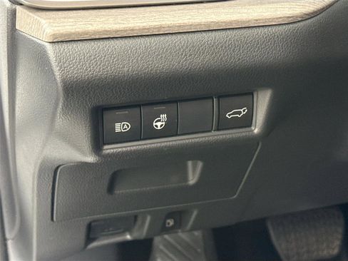 Used 2025 Toyota Grand Highlander FWD image 15
