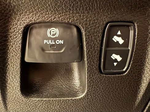 Used 2021 RAM 1500 Big Horn image 19