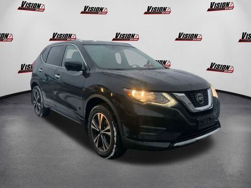 Used 2019 Nissan Rogue SV w/ Premium Package image 3