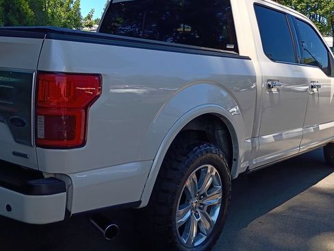 Used 2018 Ford F150 Platinum w/ Equipment Group 701A Luxury AWD/4WD image 4