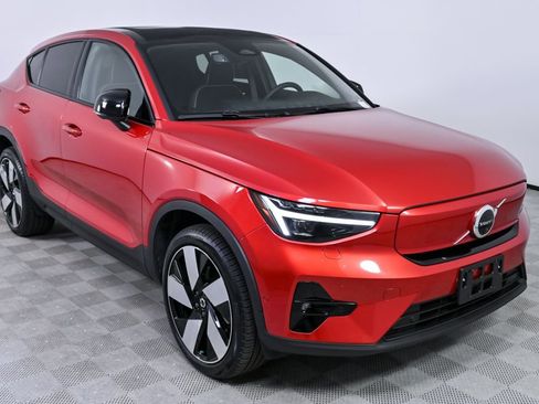 Certified 2023 Volvo C40 P8 Recharge Ultimate image 28