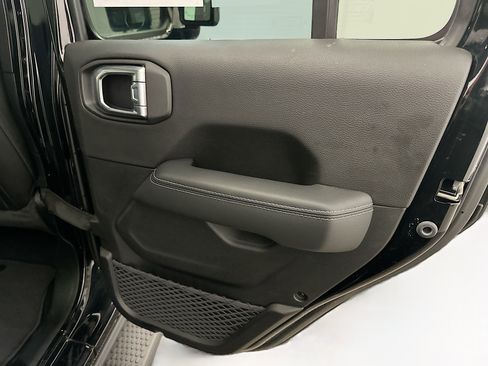 Used 2023 Jeep Wrangler Sahara w/ Cold Weather Group image 31