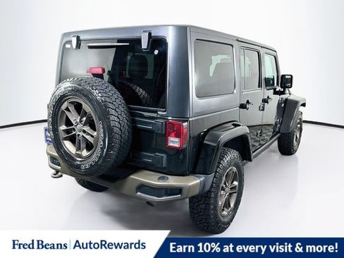 Used 2017 Jeep Wrangler Unlimited Sahara AWD/4WD image 9