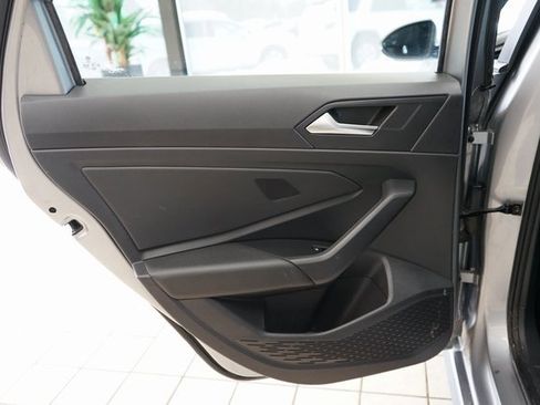 Used 2019 Volkswagen Jetta GLI image 45