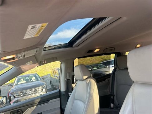 Used 2024 Honda Odyssey EX-L image 29