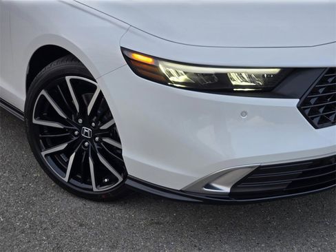 New 2025 Honda Accord Touring image 9