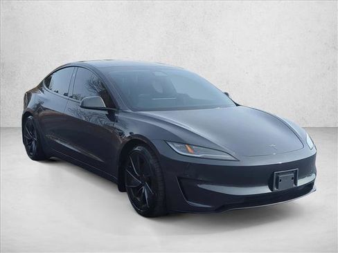 Used 2024 Tesla Model 3 Performance image 3