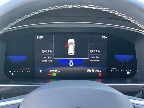 Used 2022 Volkswagen Tiguan SE image 17