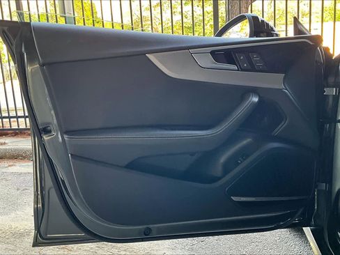 Used 2022 Audi A5 2.0T Premium Plus image 21