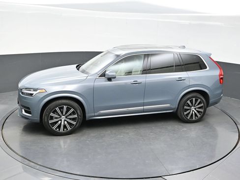 Used 2023 Volvo XC90 B5 Plus w/ Protection Package Premier AWD/4WD image 38