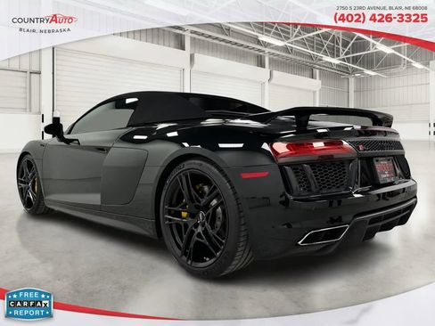 Used 2017 Audi R8 V10 image 3