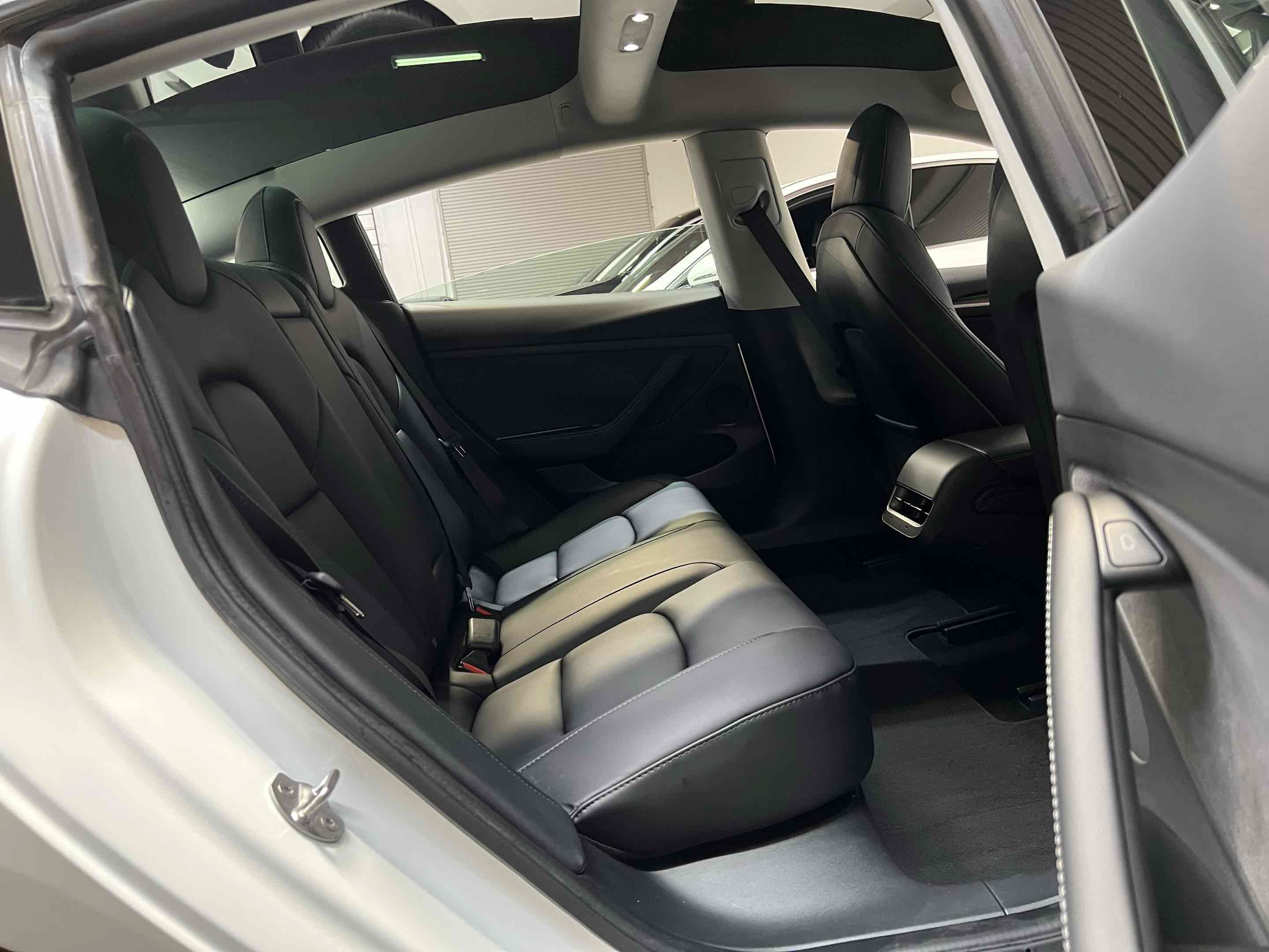 Used 2022 Tesla Model 3 RWD image 31