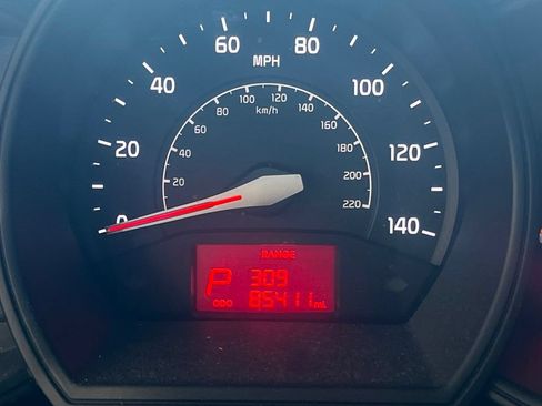 Used 2016 Kia Rio LX FWD image 2
