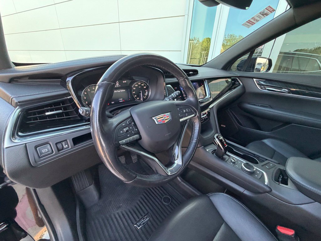 Used 2021 Cadillac XT6 Premium Luxury FWD image 15