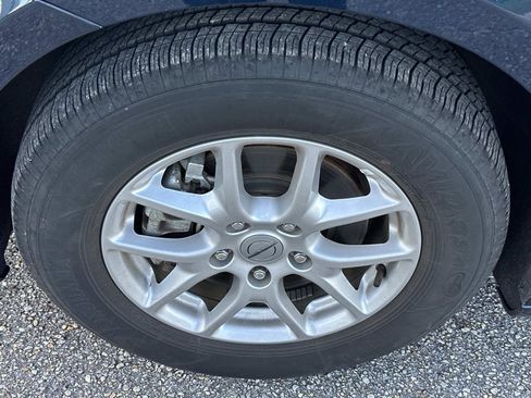 Used 2024 Chrysler Pacifica Touring-L image 27