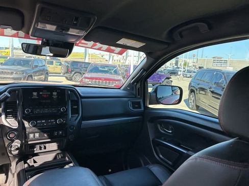 Used 2024 Nissan Titan PRO-4X w/ Pro-4x Convenience Package AWD/4WD image 40