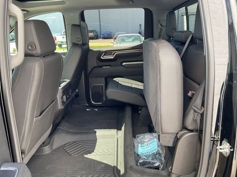 Used 2025 Chevrolet Silverado 1500 RST image 29