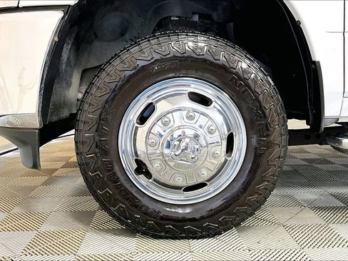 Used 2020 RAM 3500 Big Horn image 8