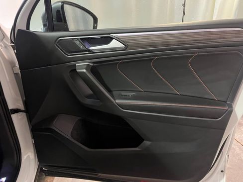 Certified 2024 Volkswagen Tiguan Wolfsburg Edition w/ Panoramic Sunroof Package image 12
