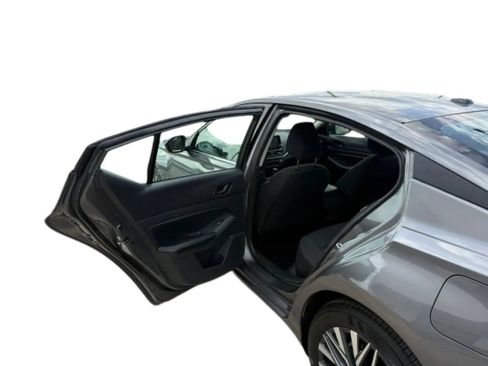 Used 2026 Nissan Altima 2.5 SV FWD image 11