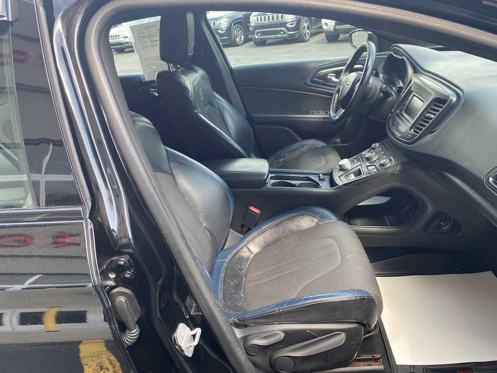 Used 2015 Chrysler 200 S FWD image 24