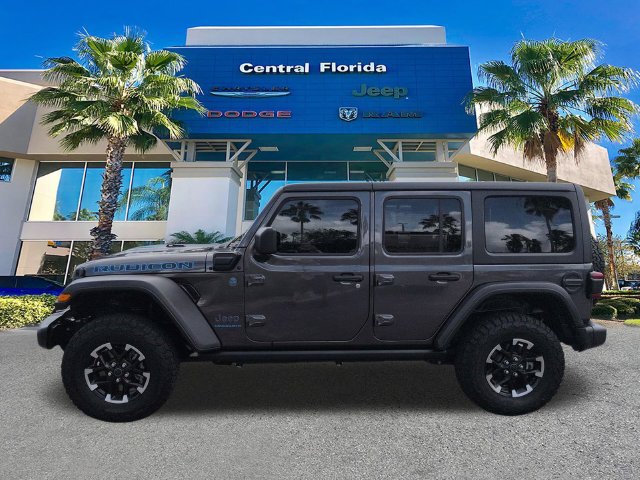 Used 2024 Jeep Wrangler Unlimited Rubicon 4xe w/ Convenience Group AWD/4WD image 7