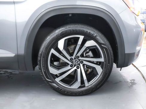 Certified 2023 Volkswagen Atlas SEL image 34