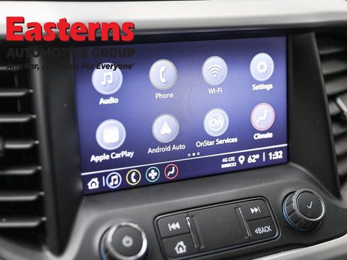 Used 2023 GMC Acadia SLE FWD image 18