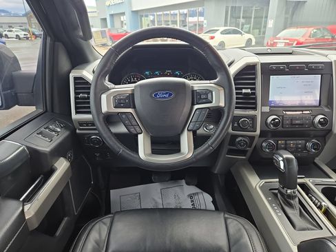 Used 2020 Ford F150 Lariat w/ Equipment Group 502A Luxury AWD/4WD image 19