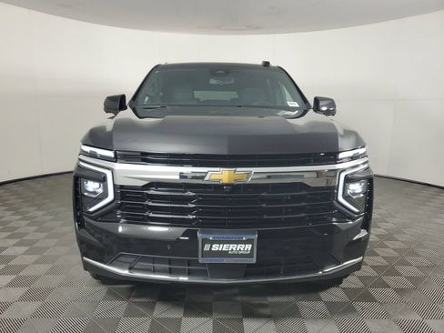 New 2026 Chevrolet Suburban LS RWD image 9
