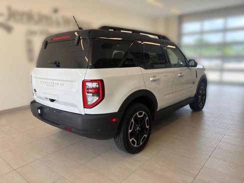 Certified 2022 Ford Bronco Sport Outer Banks w/ Tech Package AWD/4WD image 2