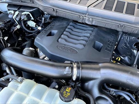 Used 2023 Ford F150 XLT RWD image 32