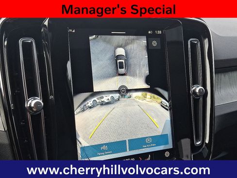 Certified 2025 Volvo XC40 B5 Ultra w/ Protection Package Premier image 18