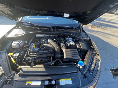 Used 2025 Volkswagen Jetta SE image 25