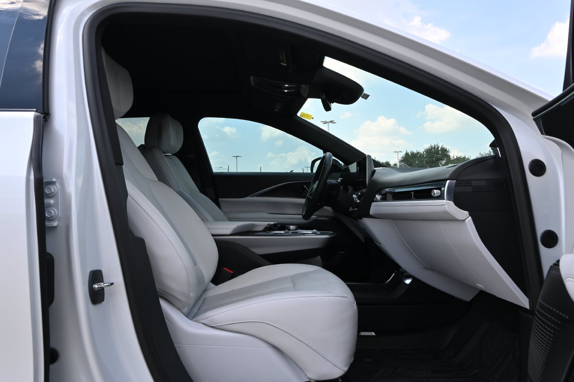 Certified 2024 Cadillac Lyriq Luxury w/ LPO, Floor Liner Package RWD image 23