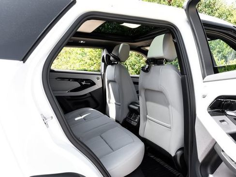 New 2026 Land Rover Range Rover Evoque S AWD/4WD image 47