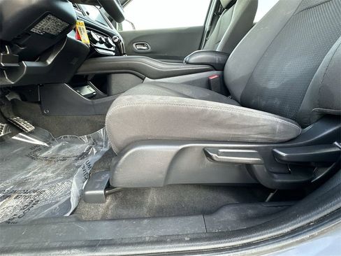 Used 2021 Honda HR-V Sport image 20