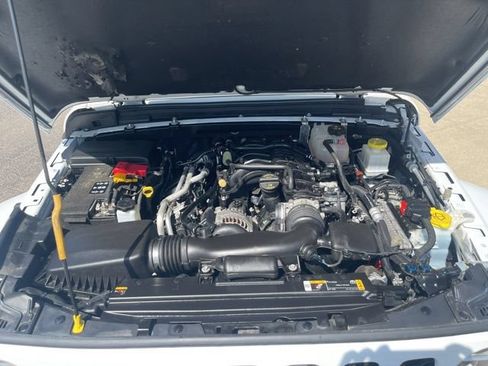 Used 2022 Jeep Gladiator Sport AWD/4WD image 35
