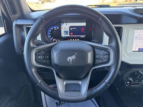 Used 2023 Ford Bronco Heritage Edition image 11
