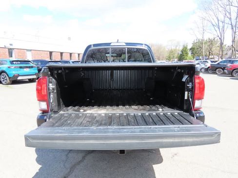 Used 2023 Toyota Tacoma SR AWD/4WD image 12
