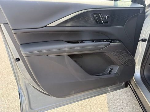 New 2026 Cadillac Lyriq Sport image 11