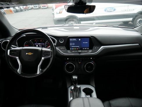 Used 2022 Chevrolet Blazer LT w/ Sound & Technology Package image 6