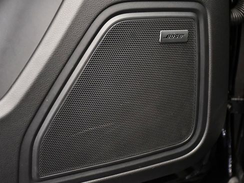 Used 2025 Porsche Macan image 37