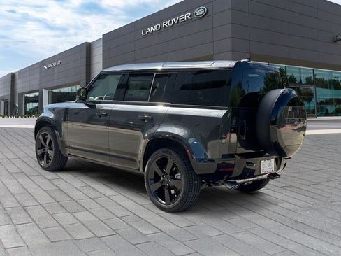 New 2026 Land Rover Defender 110 X-Dynamic SE AWD/4WD image 3
