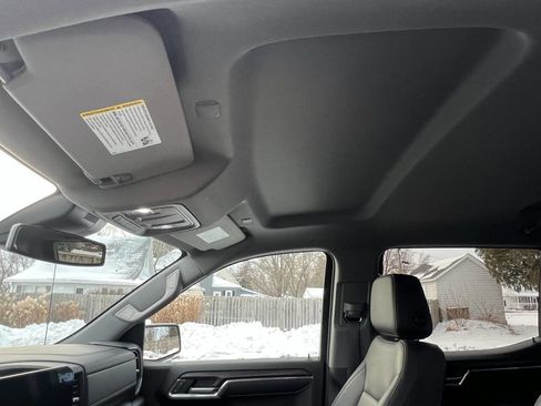 Used 2023 GMC Sierra 1500 SLT w/ SLT Premium Package image 16