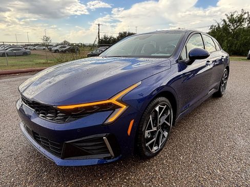 New 2026 Kia K5 EX image 3