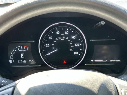 Used 2021 Honda HR-V EX image 19