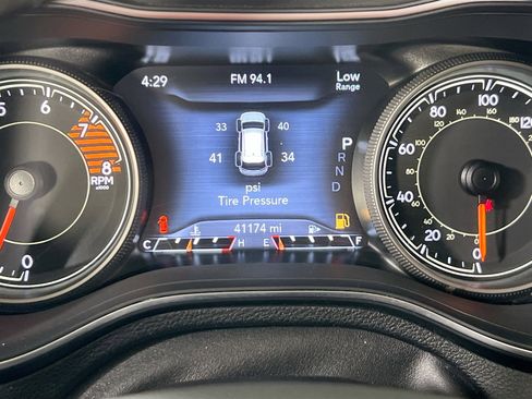 Used 2022 Jeep Cherokee Trailhawk w/ Sun, Sound & Nav Group image 12