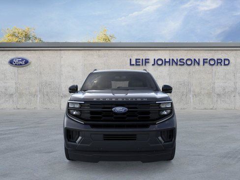 New 2025 Ford Expedition Active image 6